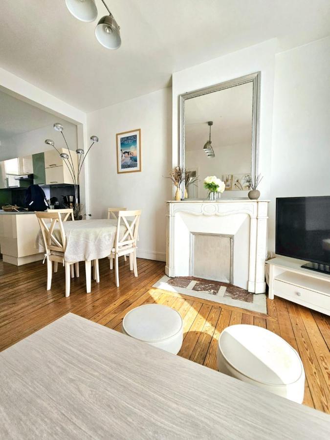Appartement Douillet En Hyper Centre De Dieppe Esterno foto