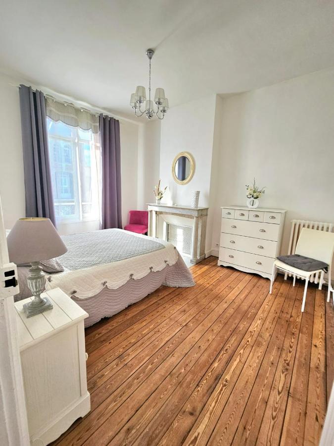 Appartement Douillet En Hyper Centre De Dieppe Esterno foto